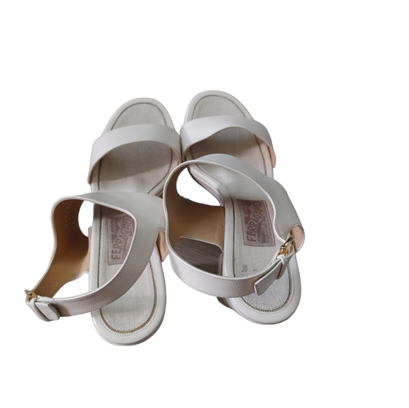 Salvatore Ferragamo Leather Strap Block Heels Shoes - Picture 3 of 16